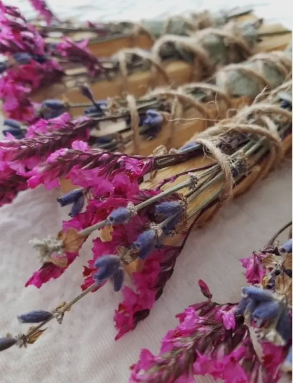 Palo Santo Sage And Lavender Bouquet Smudgie – The Pumpkin Empress