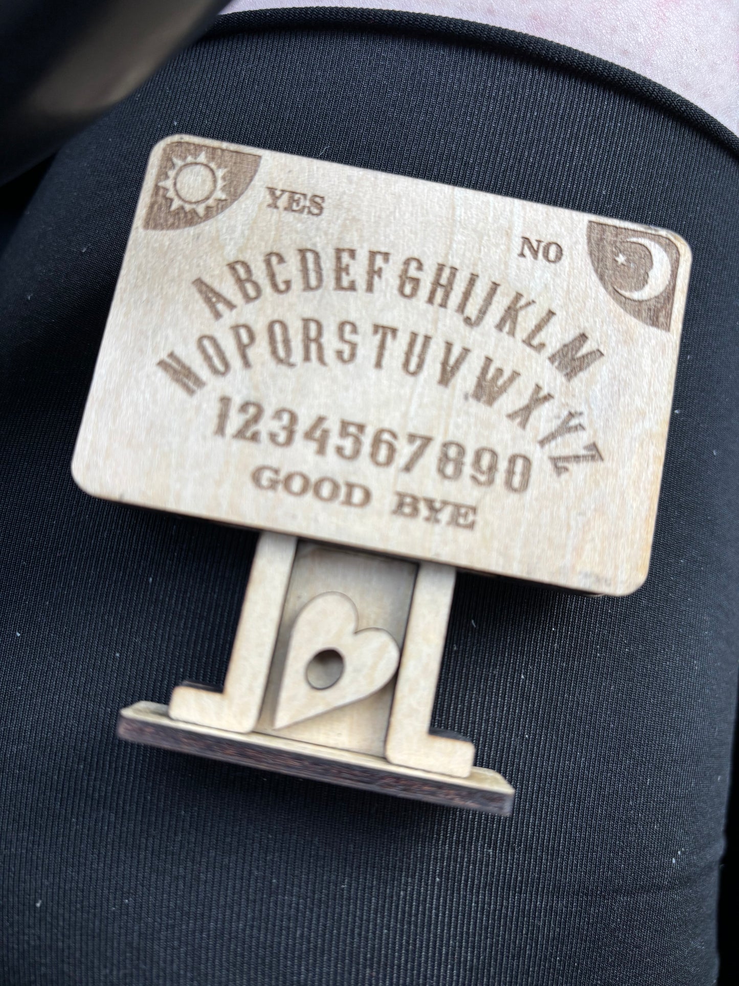 Pocket ouija board