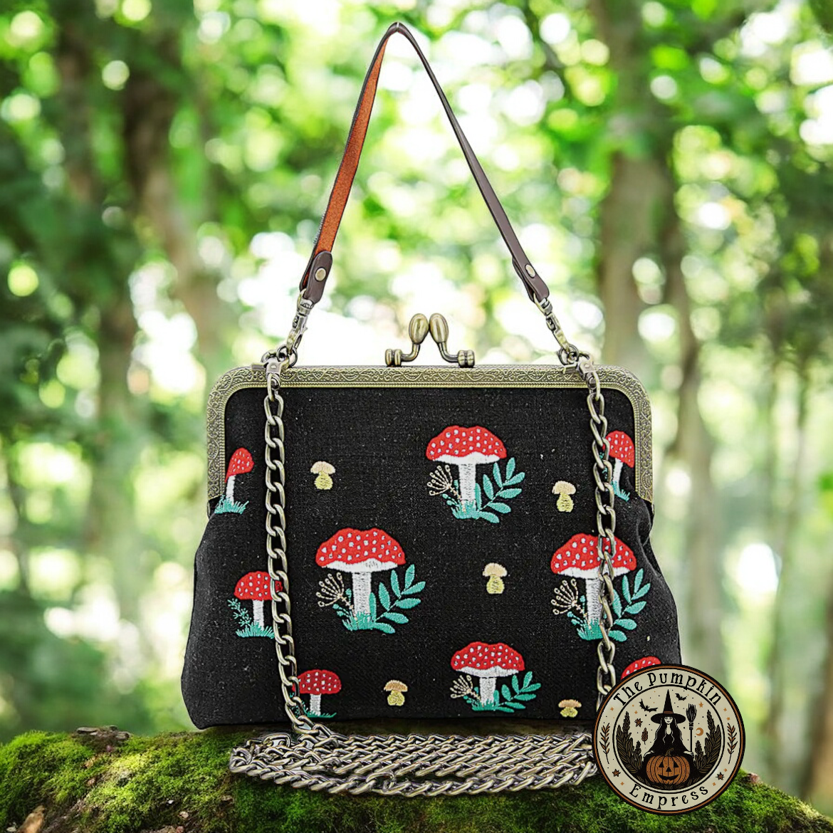 Kisslock mushrooms vintage style purse