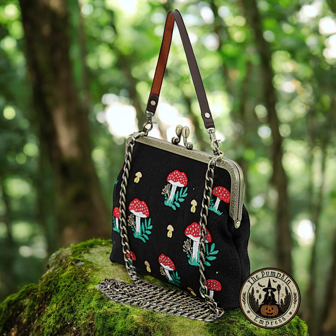 Kisslock mushrooms vintage style purse