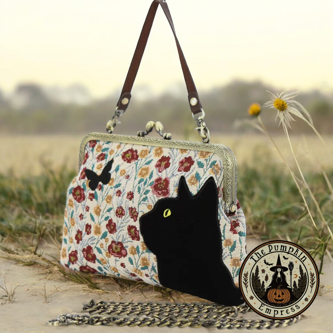 Kisslock Black Cat vintage style purse